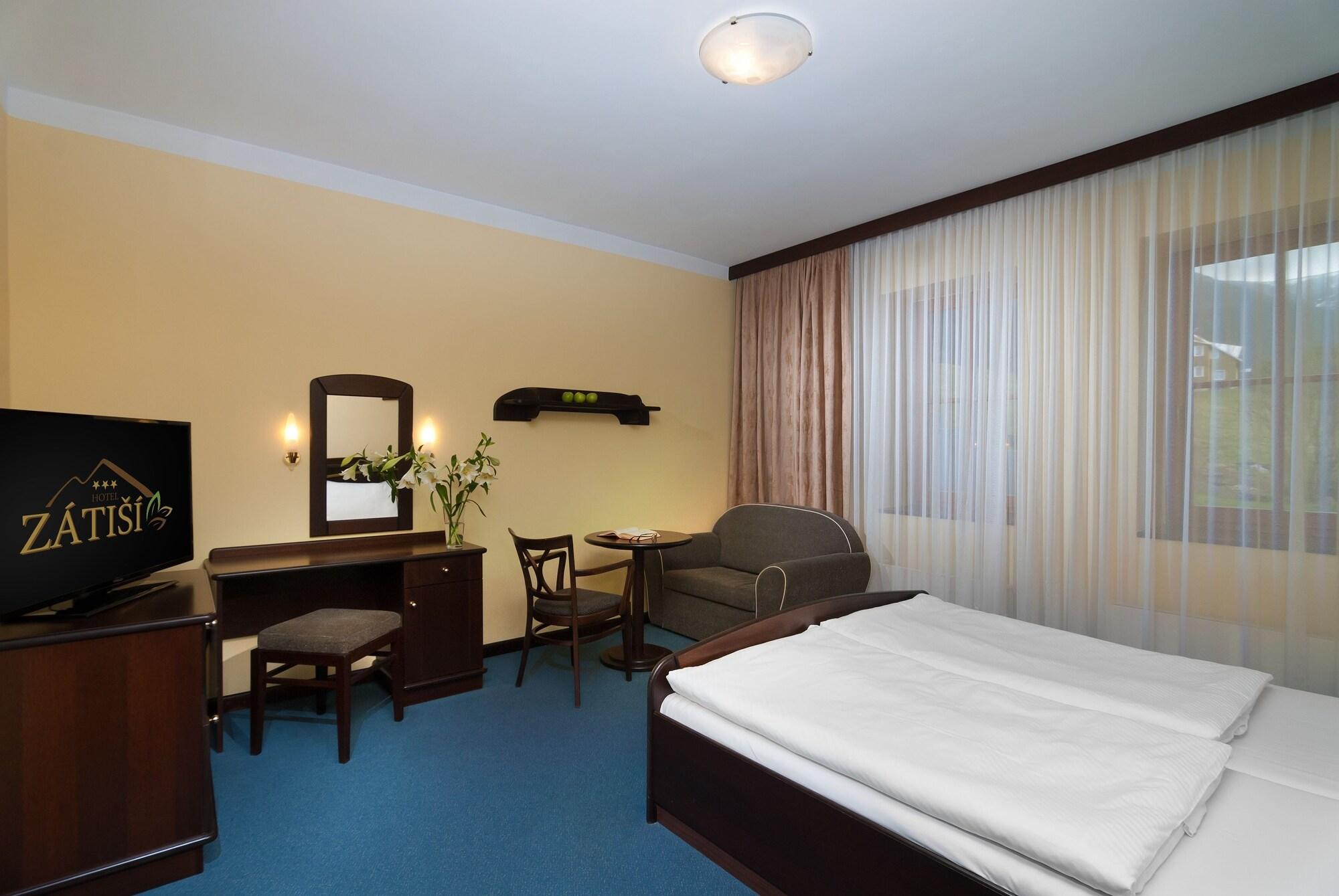 Hotel Zatisi Špindlerŭv Mlýn Ngoại thất bức ảnh