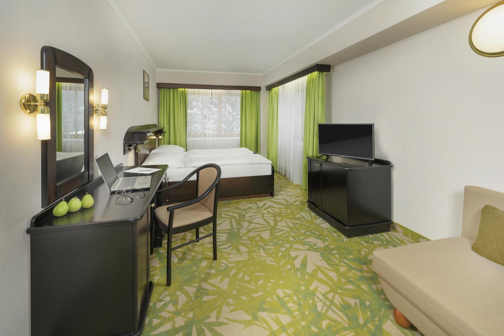 Hotel Zatisi Špindlerŭv Mlýn Ngoại thất bức ảnh
