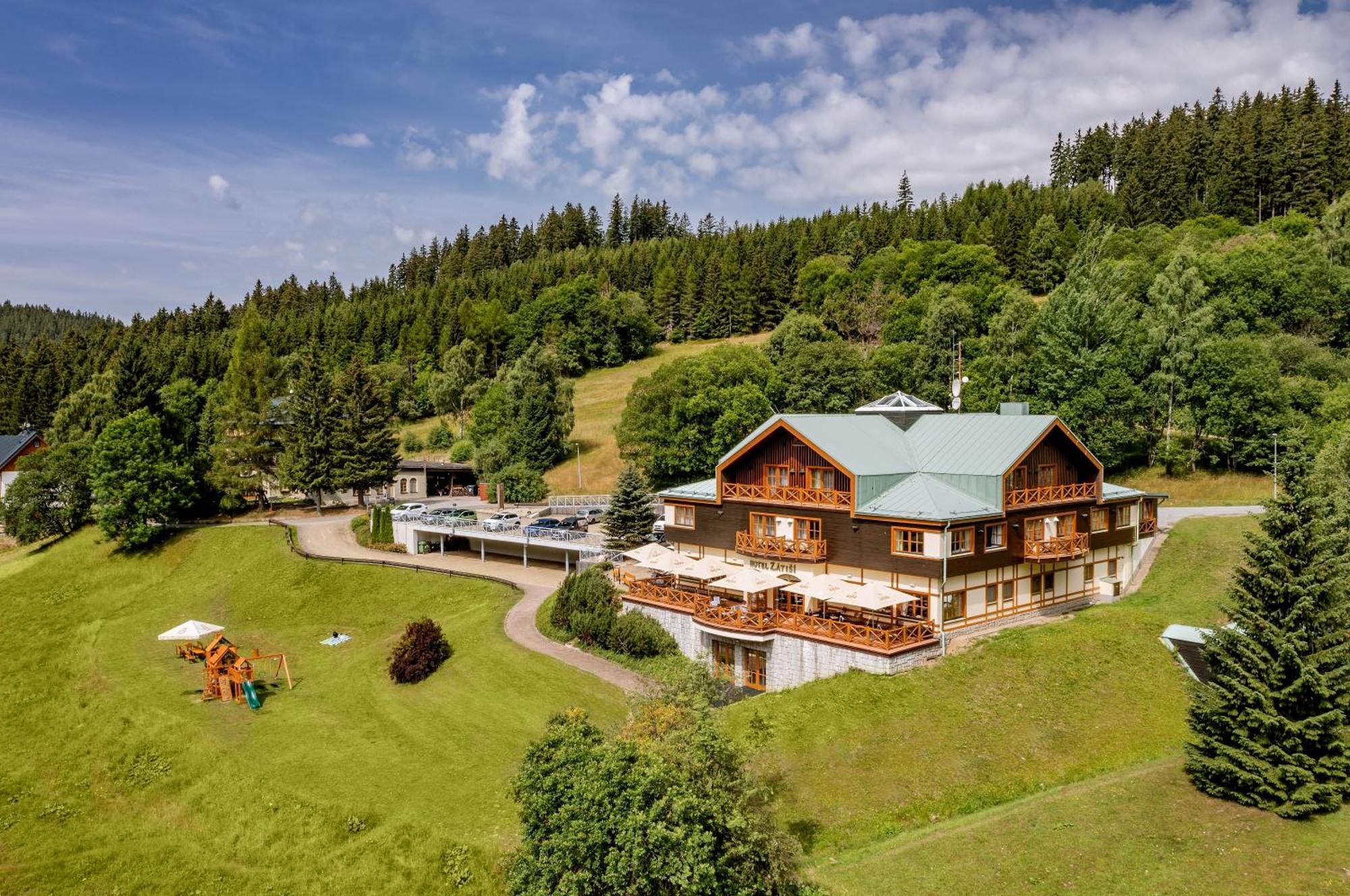 Hotel Zatisi Špindlerŭv Mlýn Ngoại thất bức ảnh