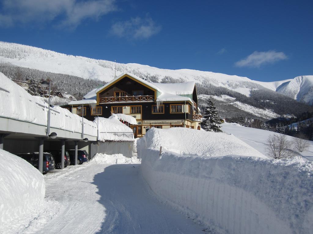 Hotel Zatisi Špindlerŭv Mlýn Ngoại thất bức ảnh