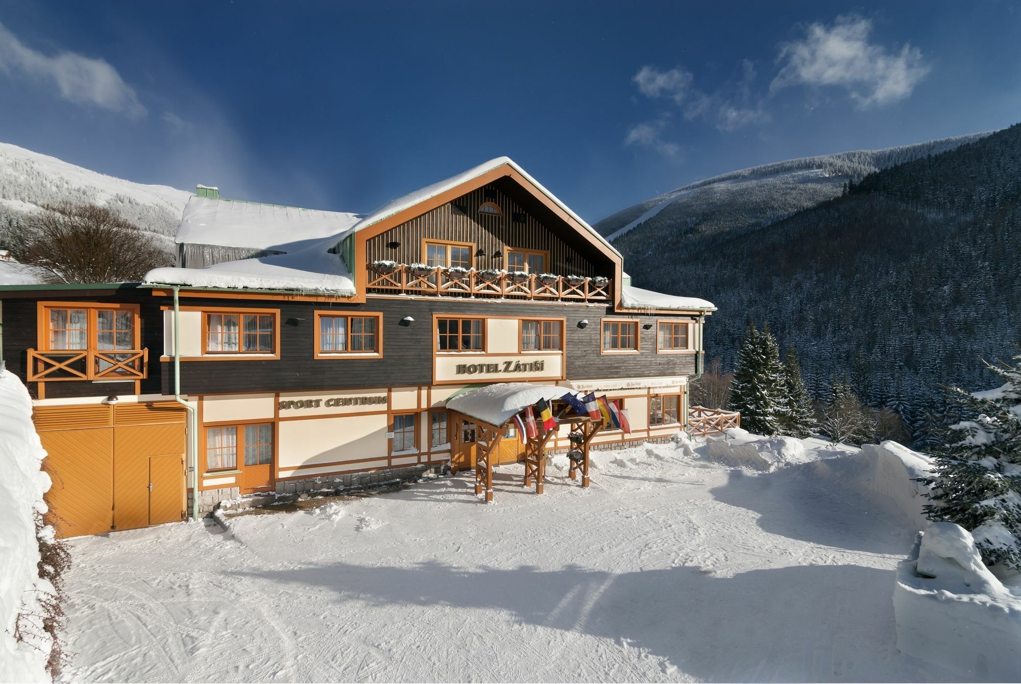 Hotel Zatisi Špindlerŭv Mlýn Ngoại thất bức ảnh