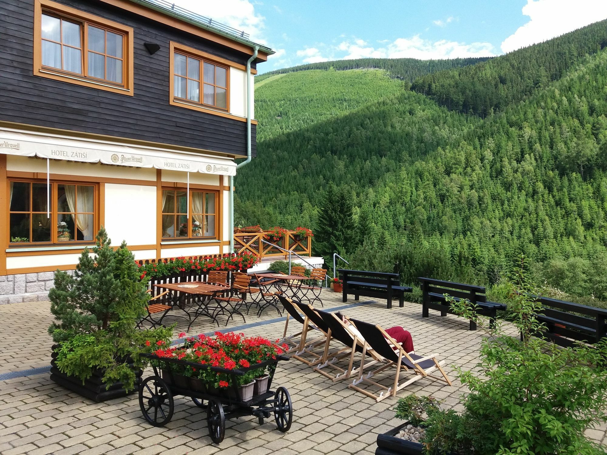 Hotel Zatisi Špindlerŭv Mlýn Ngoại thất bức ảnh